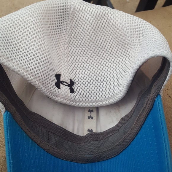 Hat - Picture 2 of 4